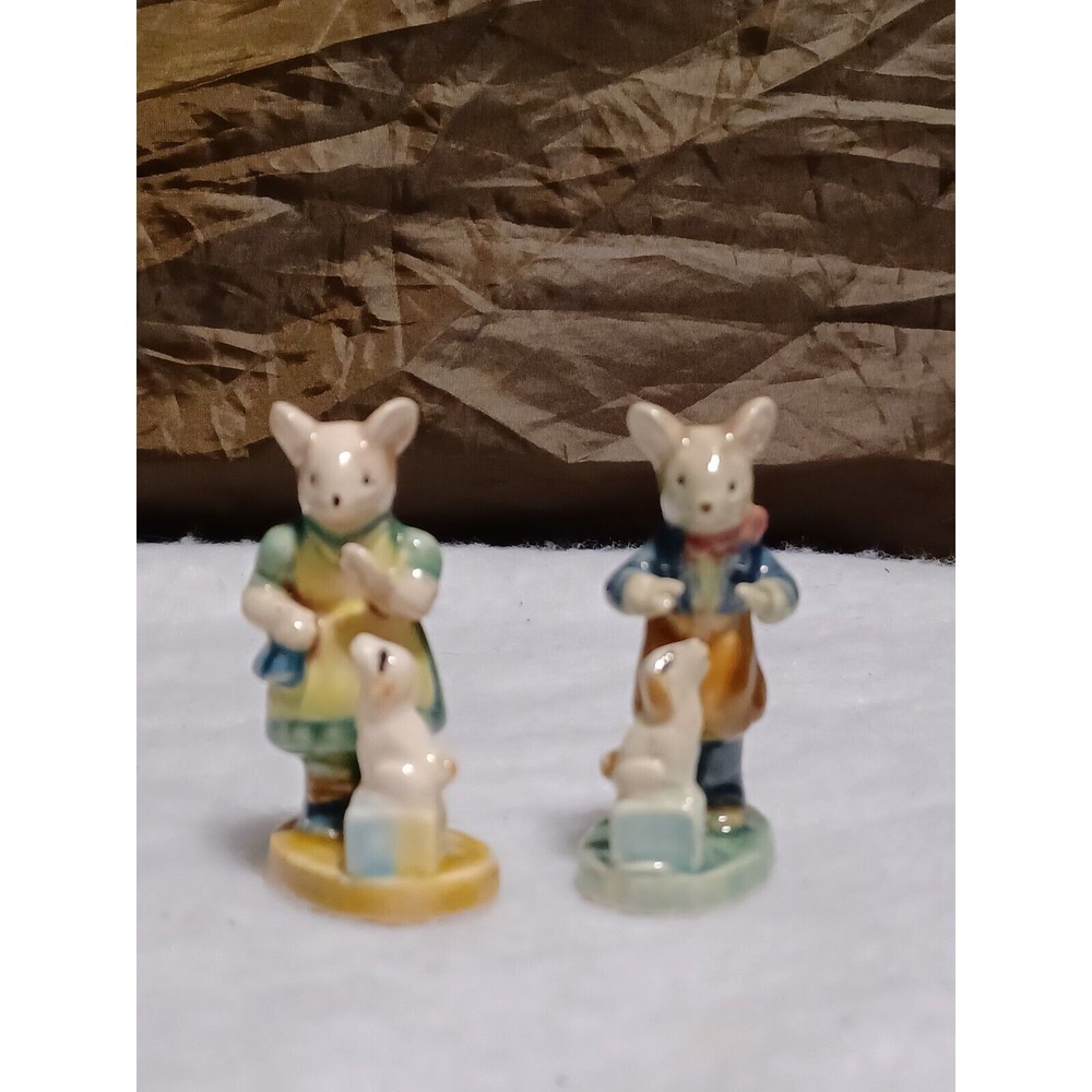 Vintage Mouse Mice Training Puppy Puppies Dog  Figurine Ceramic Porcelain 2.5"